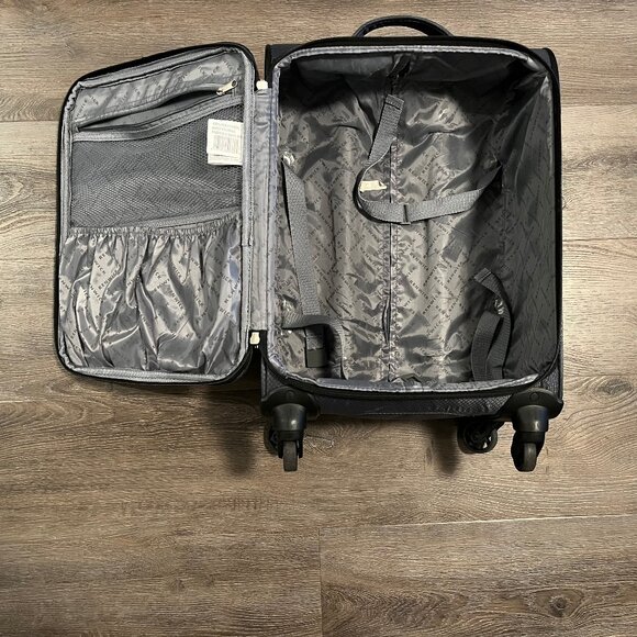 Renwick Carry On Luggage - Picture 5 of 6